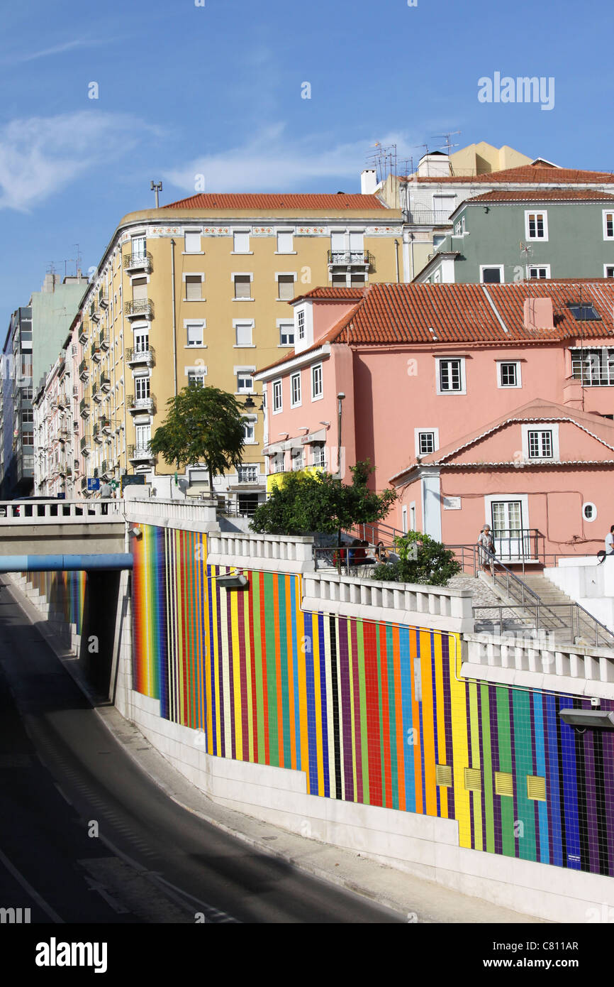 Case colorate in Lisbona, Portogallo Foto Stock