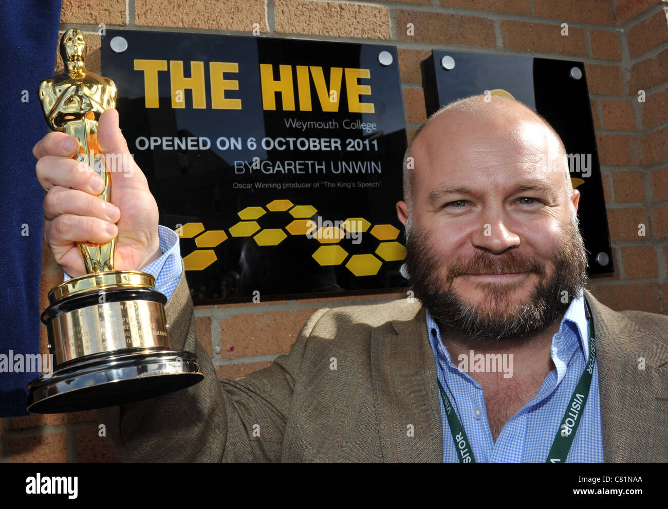 Regno Unito, Oscar film premiato produttore di discorso del Re Gareth Unwin ritornato al suo vecchio film college a Weymouth Dorset, Foto Stock