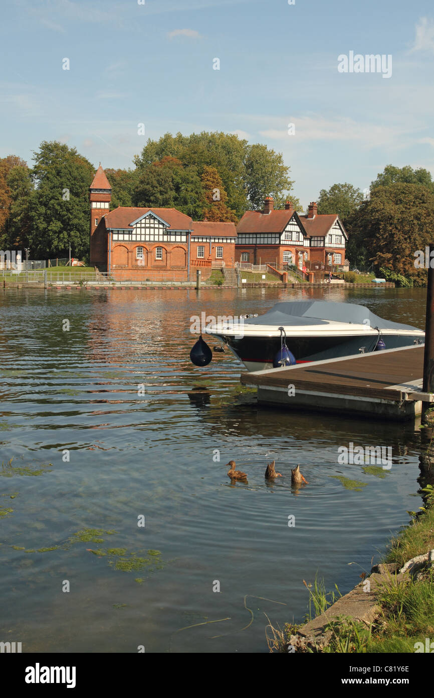 Runnymede - il fiume Tamigi, Surrey, Inghilterra. Foto Stock