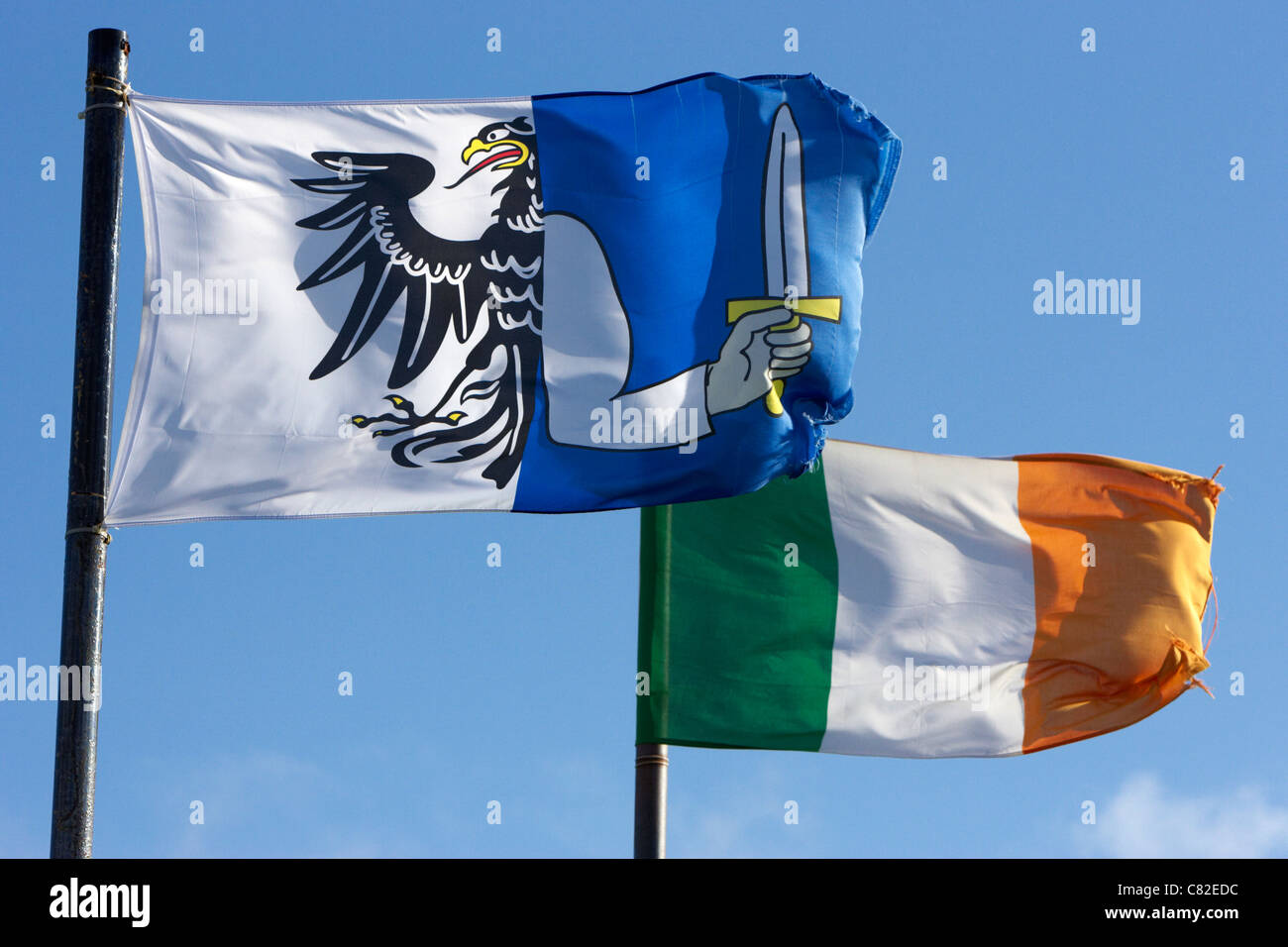 Provinciale connacht e tricolore irlandese bandiere in Repubblica di Irlanda Foto Stock