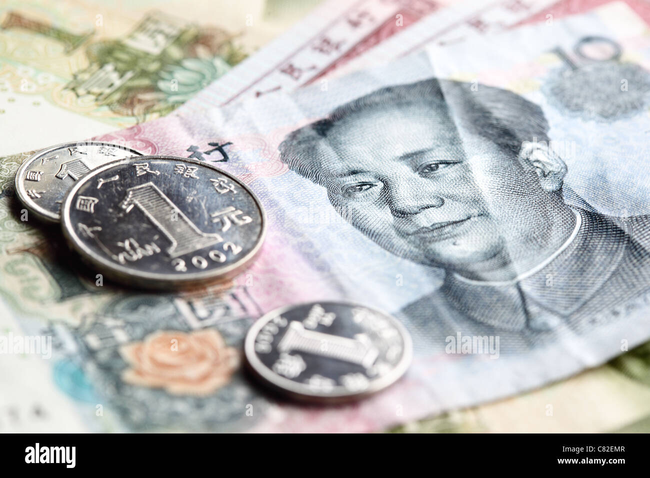 Yuan Renminbi le banconote e le monete di close-up Foto Stock