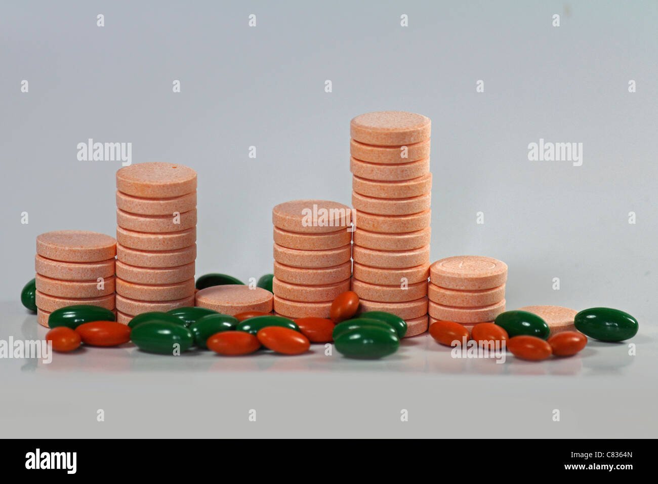 Stack di tablet con grafico a barre Foto Stock