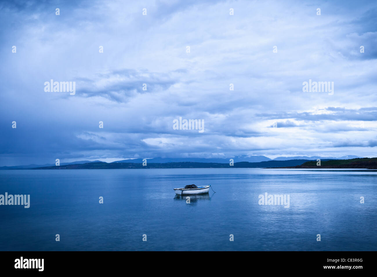 Vuoto in barca il lago Foto Stock