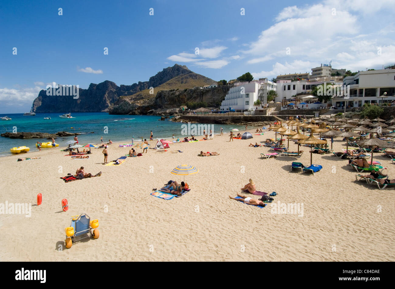 Mallorca, Cala Sant Vicenc, spiaggia, le vacanze, alberghi Foto Stock