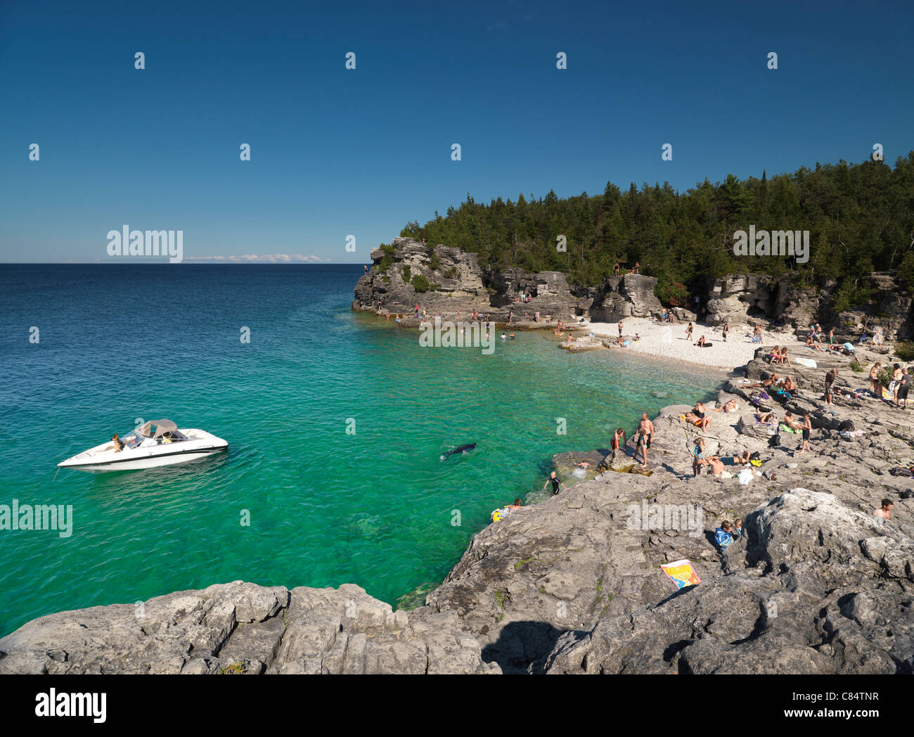Le persone al Georgian Bay beach. Bruce Peninsula National Park, Ontario, Canada. Foto Stock