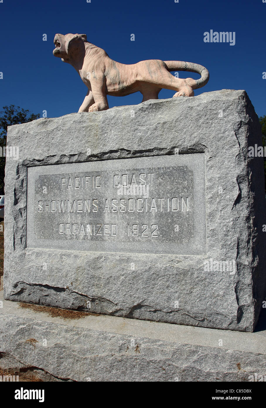 Costa del Pacifico dello spettacolo di pietra di associazione dello spettacolo di riposo all'Evergreen MEMORIAL PARK BOYLE HEIGHTS A LOS ANGELES CALIFORNIA Foto Stock