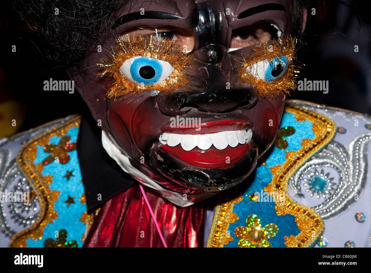Ballerino boliviano maschile effigie dio maschera costume Foto Stock