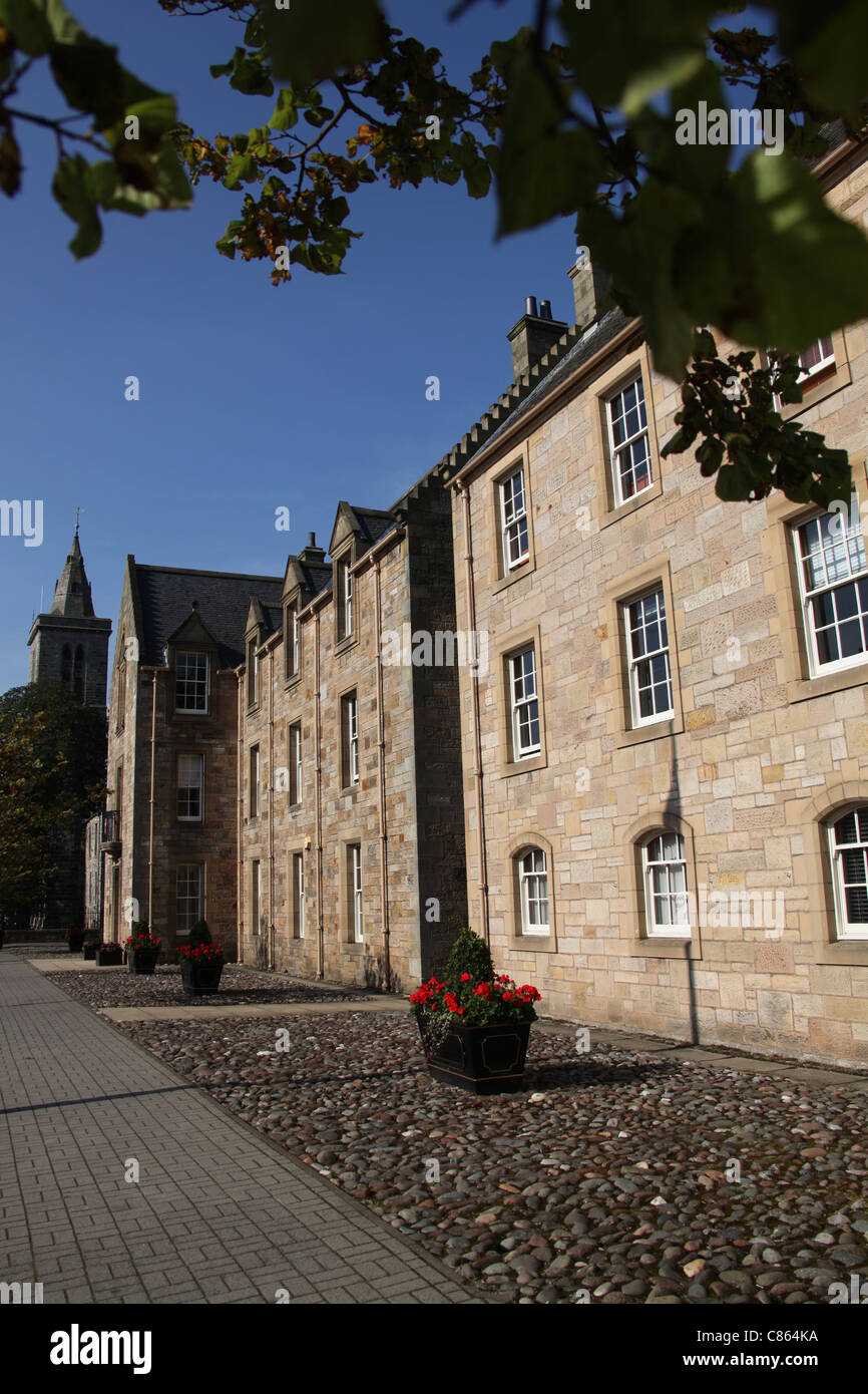 Città di St Andrews, Scozia. Università di St Andrews College Gate sulla North Street. Foto Stock