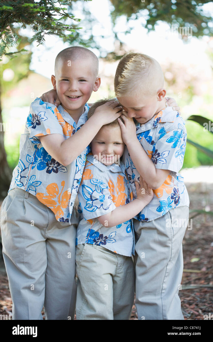 Camicie hawaiane hotsell bambino