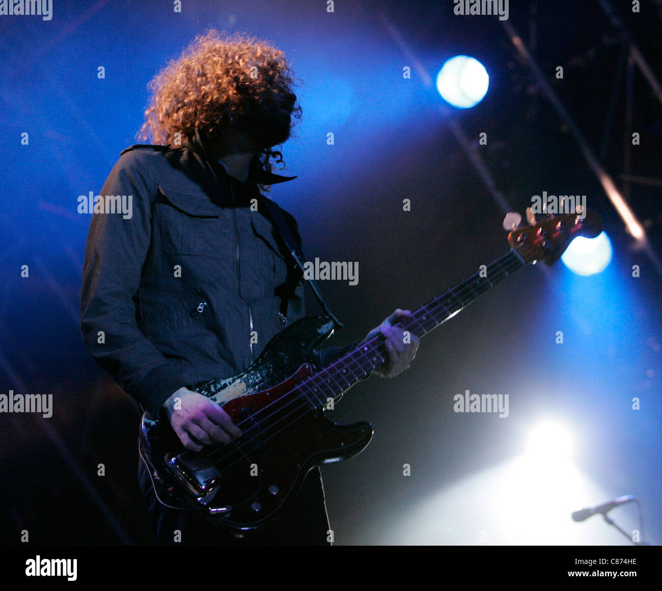 Simon Rix (bass) del Kaiser Chiefs Tennents Vital 06 Belfast Irlanda del Nord Foto Stock