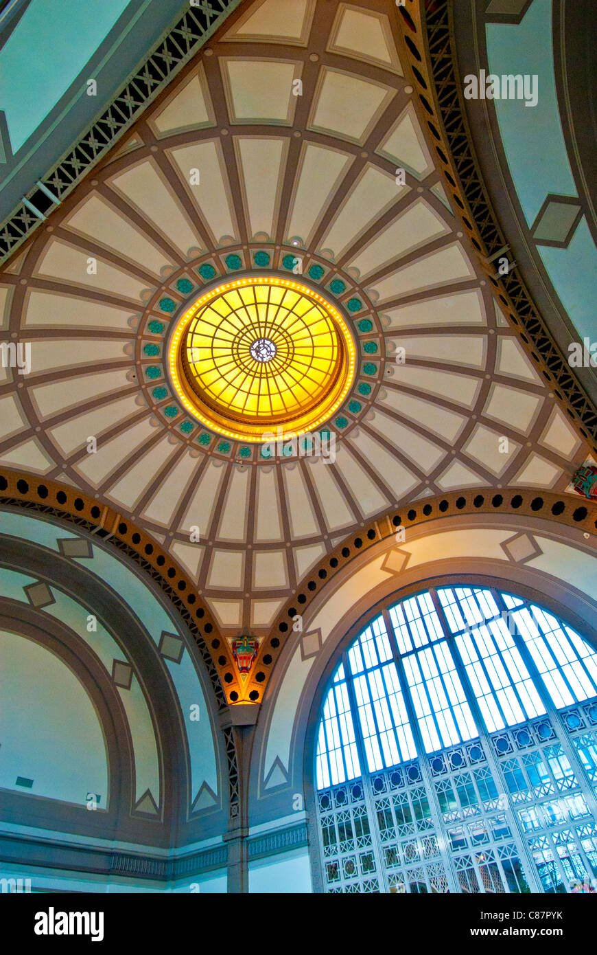 Soffitto a cupola a Chattanooga Choo Choo storico Hotel, costruito nel 1908 come stazione terminale, Chattanooga, Tennessee, Stati Uniti d'America Foto Stock