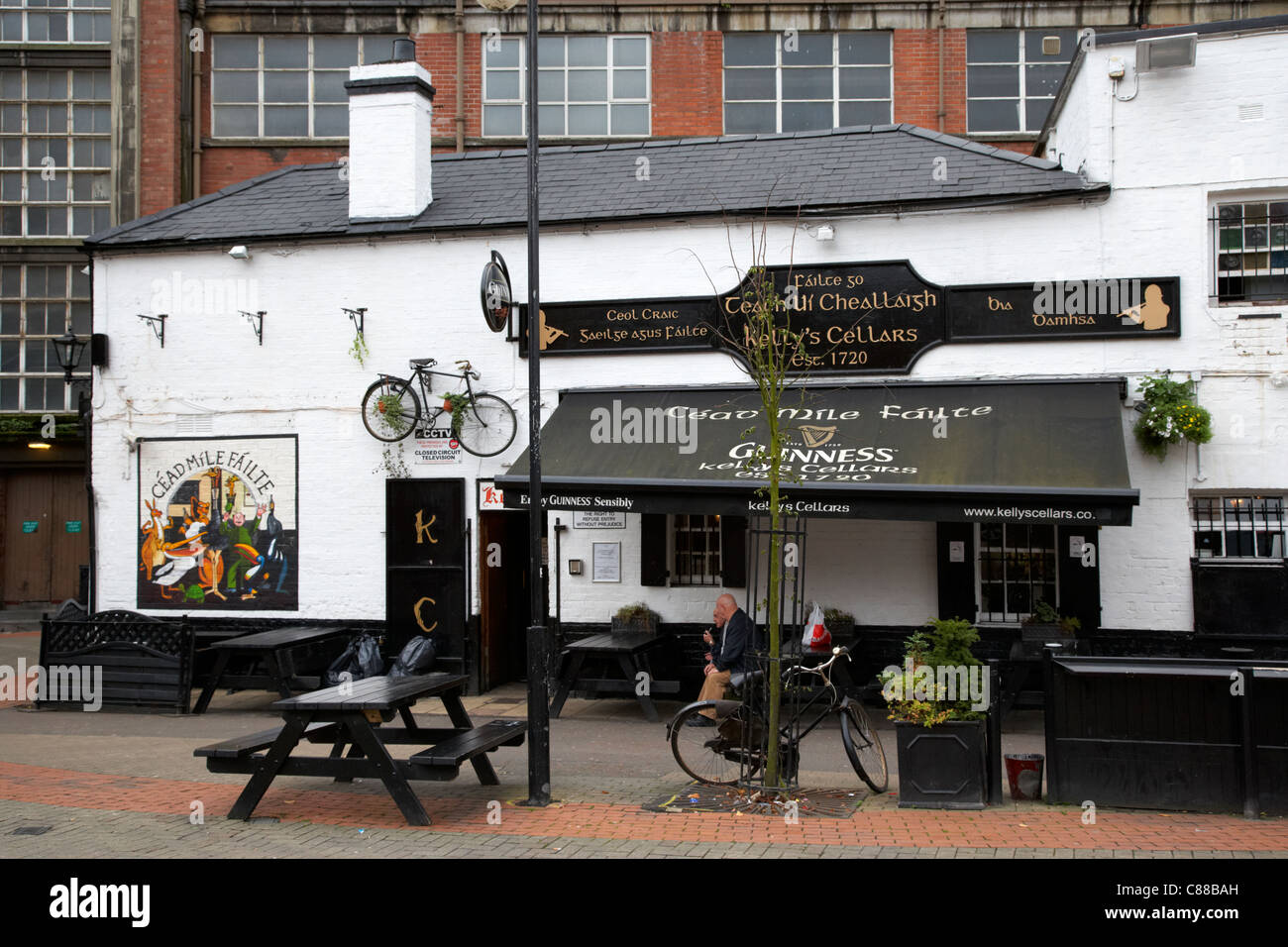 Kellys vecchie cantine storico pub belfast city centre Irlanda del Nord Regno Unito Foto Stock