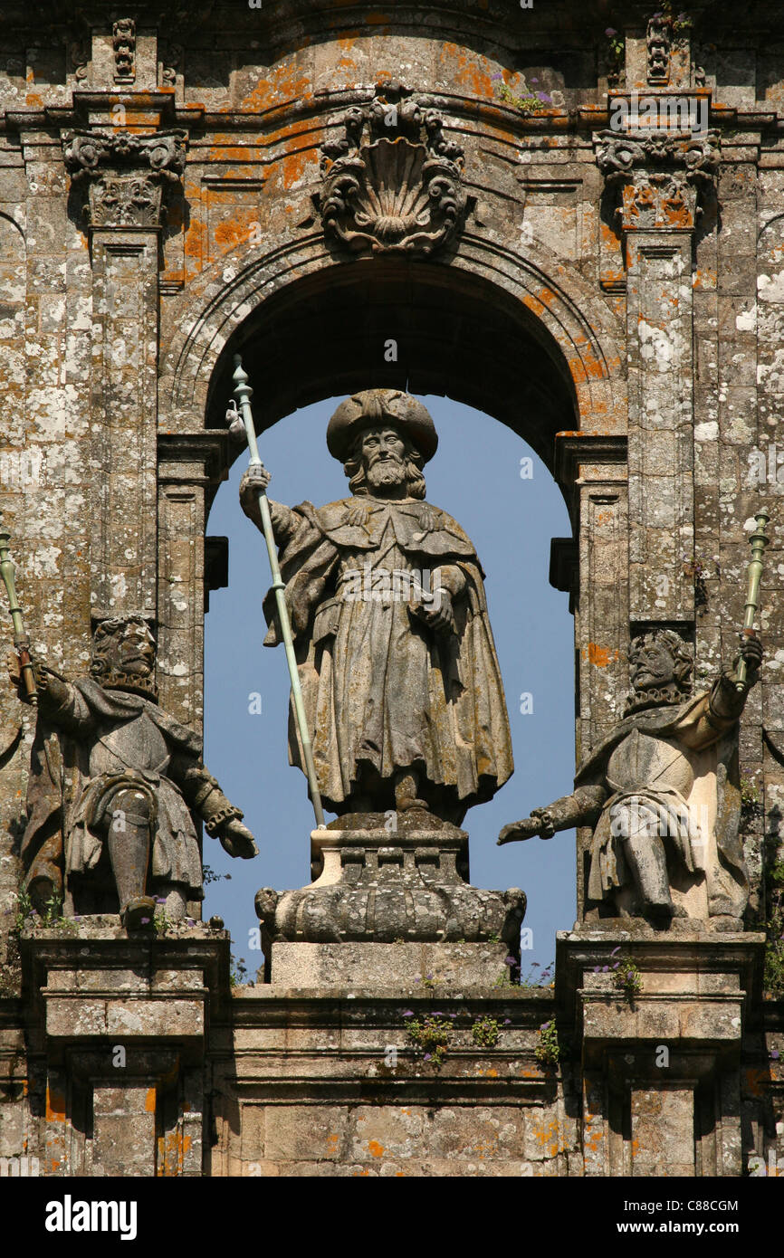 San Giacomo Di Compostela Storia Statua di San Giacomo a Obradorio facciata della Cattedrale di Santiago
