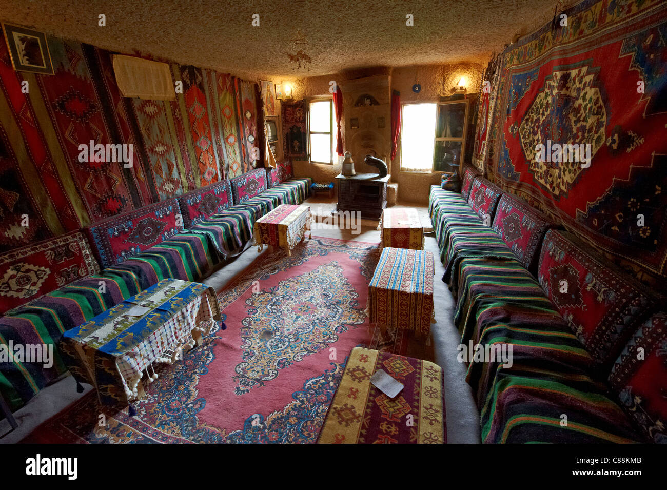 All'interno di un rock house di Uchisar, Cappadocia Turchia Foto Stock