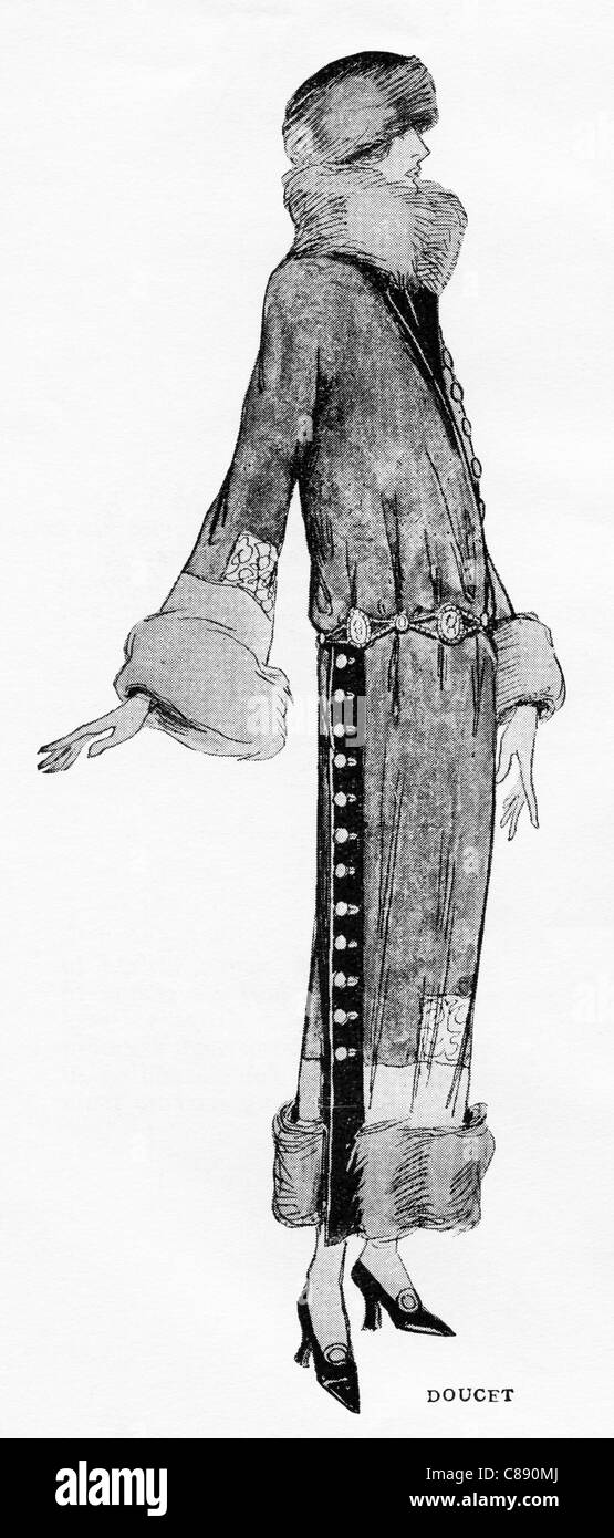 Illustrazione di moda circa 1922 cappello e indumento dello stilista francese Jacques Doucet (1853–1929) Foto Stock