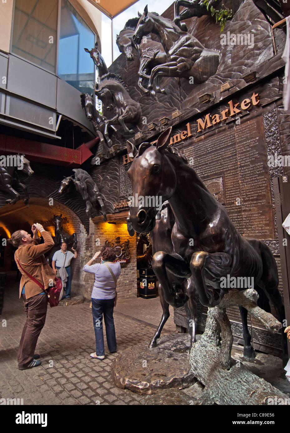 Cavallo mercato tunnel camden London Inghilterra England Foto Stock