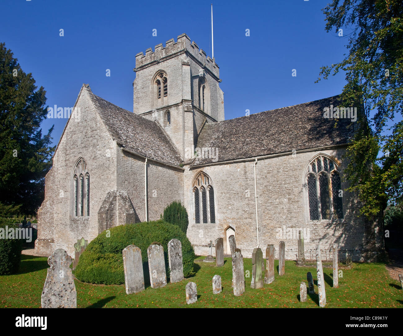 St Kenelms Chiesa, Minster Lovell, Oxfordshire, Inghilterra Foto Stock