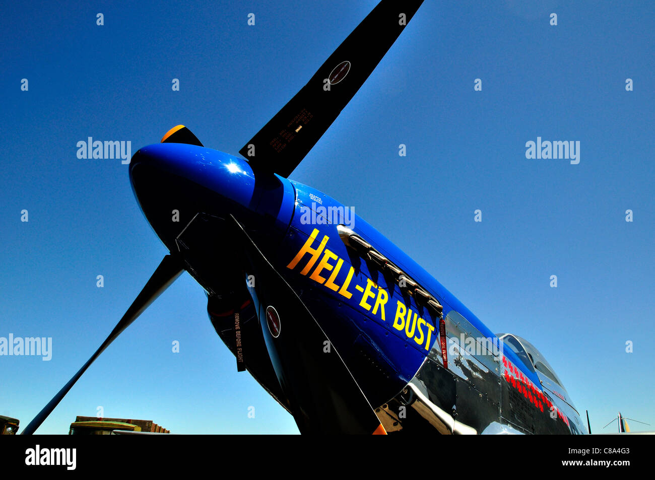 "L'Inferno-er busto', un P-51D-20NA WW2 fighter, costruita nel 1945 Foto Stock