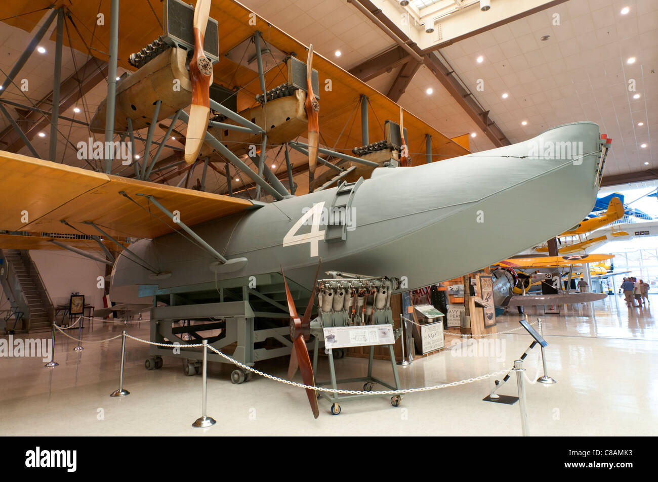 Florida, Pensacola, National Naval Aviation Museum, Navy/Curtis NC-4 flying boat, nel 1919 il primo aeromobile ad attraversare l'atlantico Foto Stock
