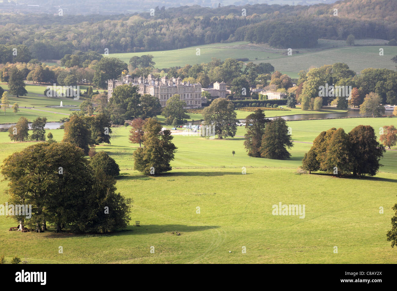 Vista da Heavens Gate verso Longleat House, Warminster, Wiltshire, Inghilterra, Regno Unito Foto Stock