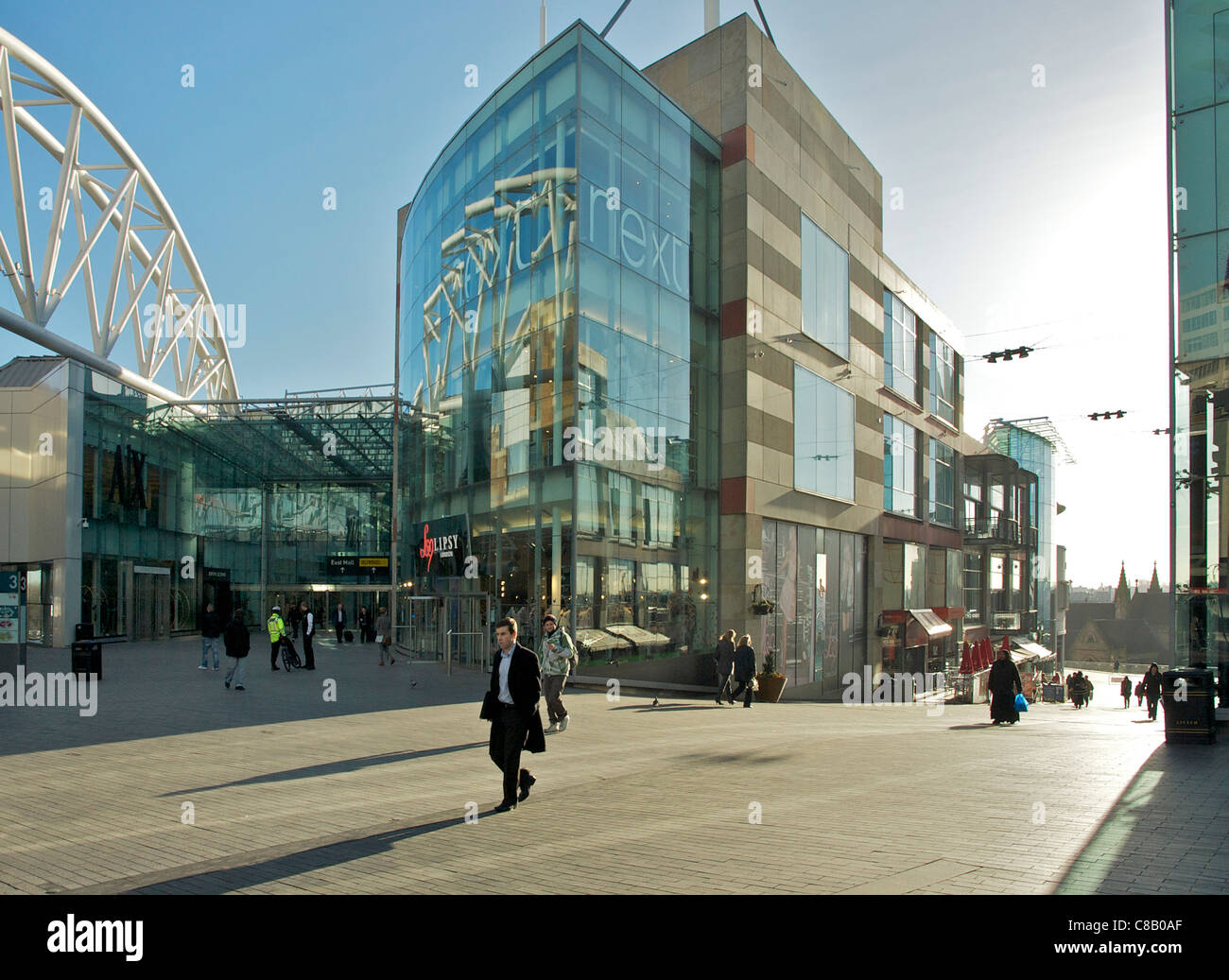 Bullring Shopping Centre, Birmingham sul soleggiato nel pomeriggio invernale Foto Stock