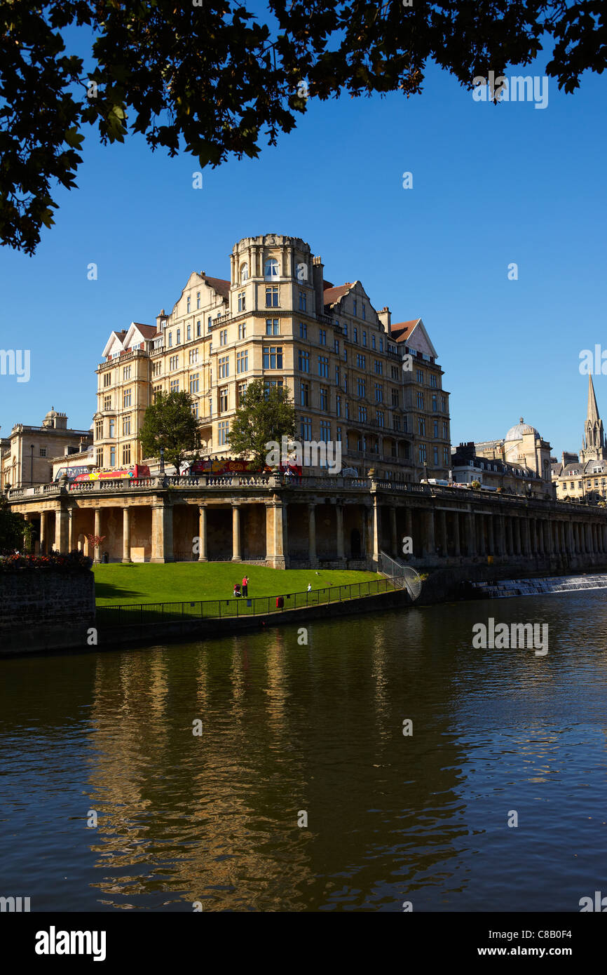 Abbey Hotel accanto al Pulteney Bridge, bagno, Avon, Inghilterra, Regno Unito Bath Foto Stock