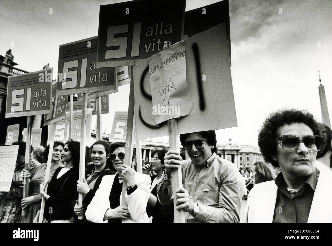 Dimostrazione cattolica contro la legalizzazione dell aborto,1976 Foto Stock