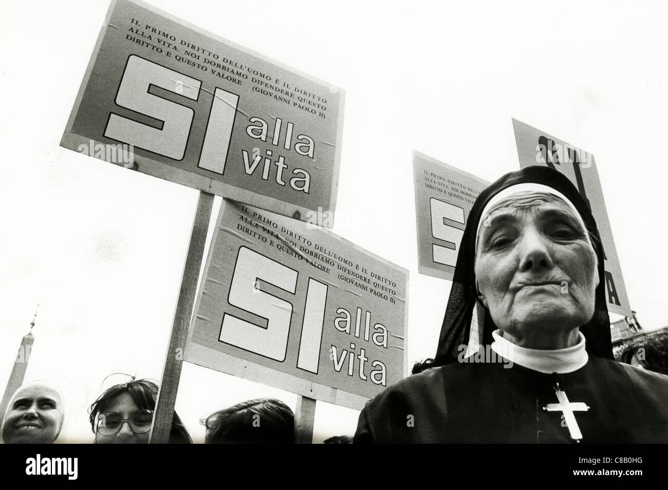 Manifestazione cattolica contro la legalizzazione dell aborto,1976 Foto Stock