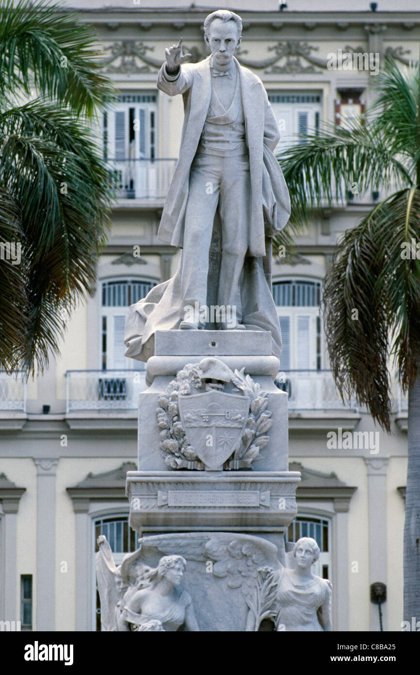 Statua di Jose Marti nel Parque Central Havana Cuba. Foto Stock