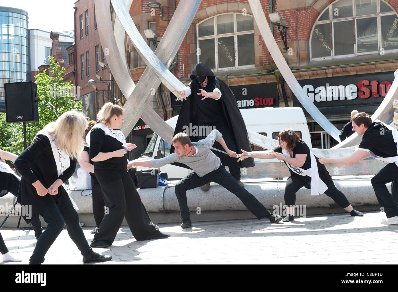 Christian street dramma in Cornmarket Belfast Foto Stock