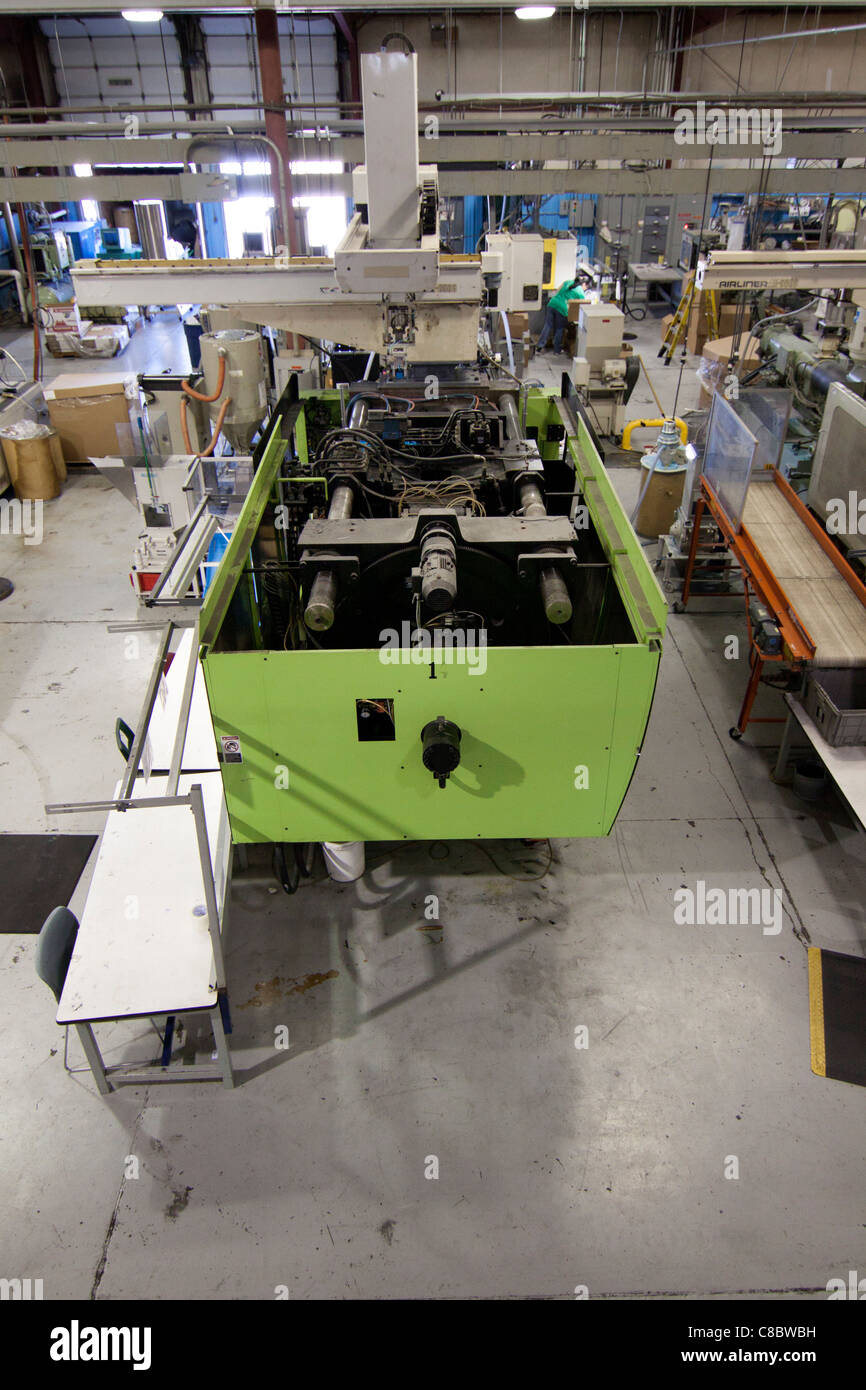 Un stampaggio plastica impianto di iniezione in Hudson, Colorado, Stati Uniti d'America. Foto Stock