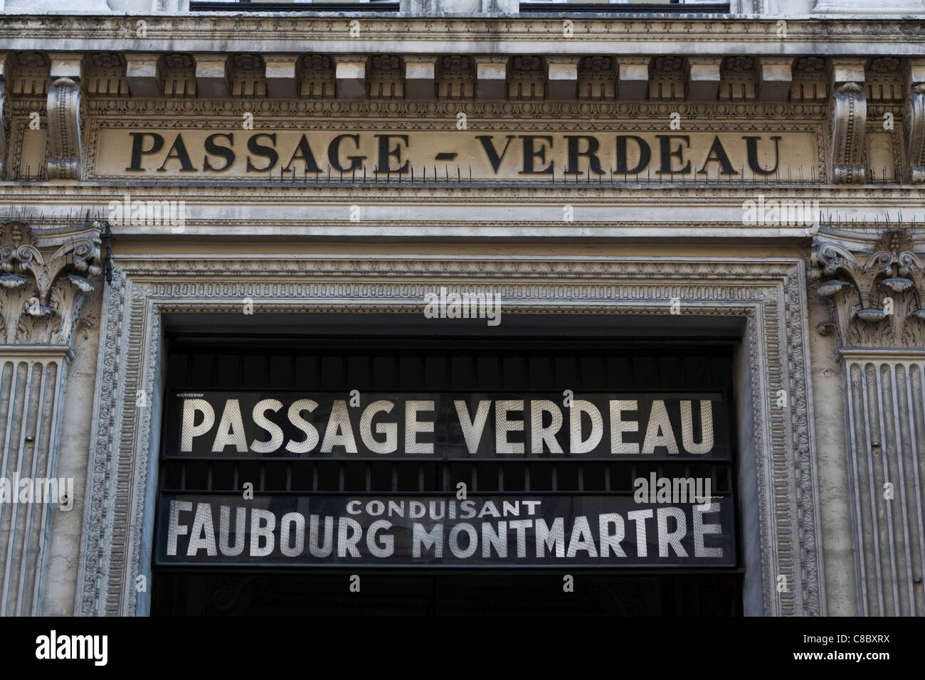 Ingresso e indicazioni per il passaggio Verdeau, Parigi, Francia Foto Stock