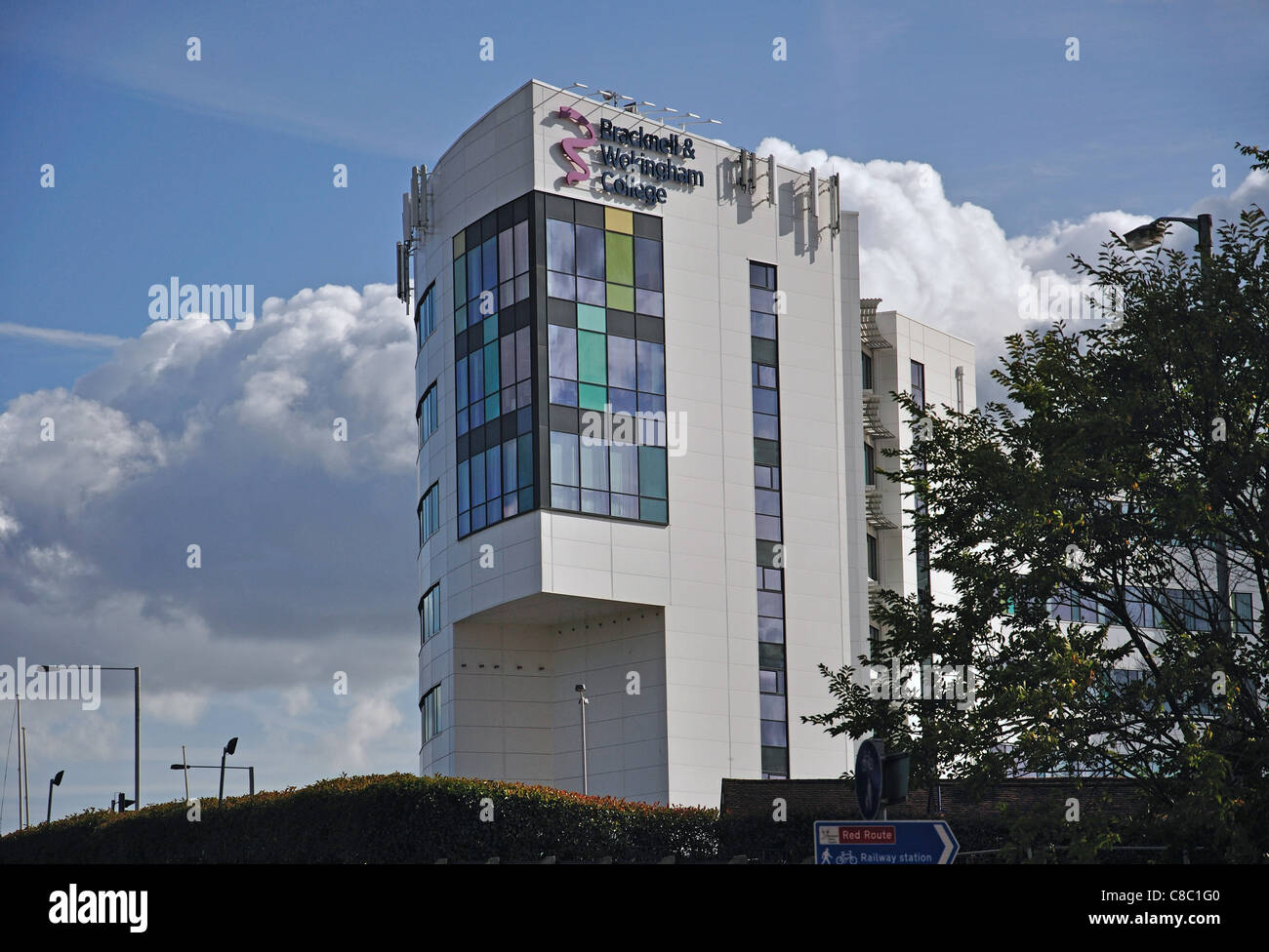 Bracknell & Wokingham College, London Road, Bracknell, Berkshire, Inghilterra, Regno Unito Foto Stock