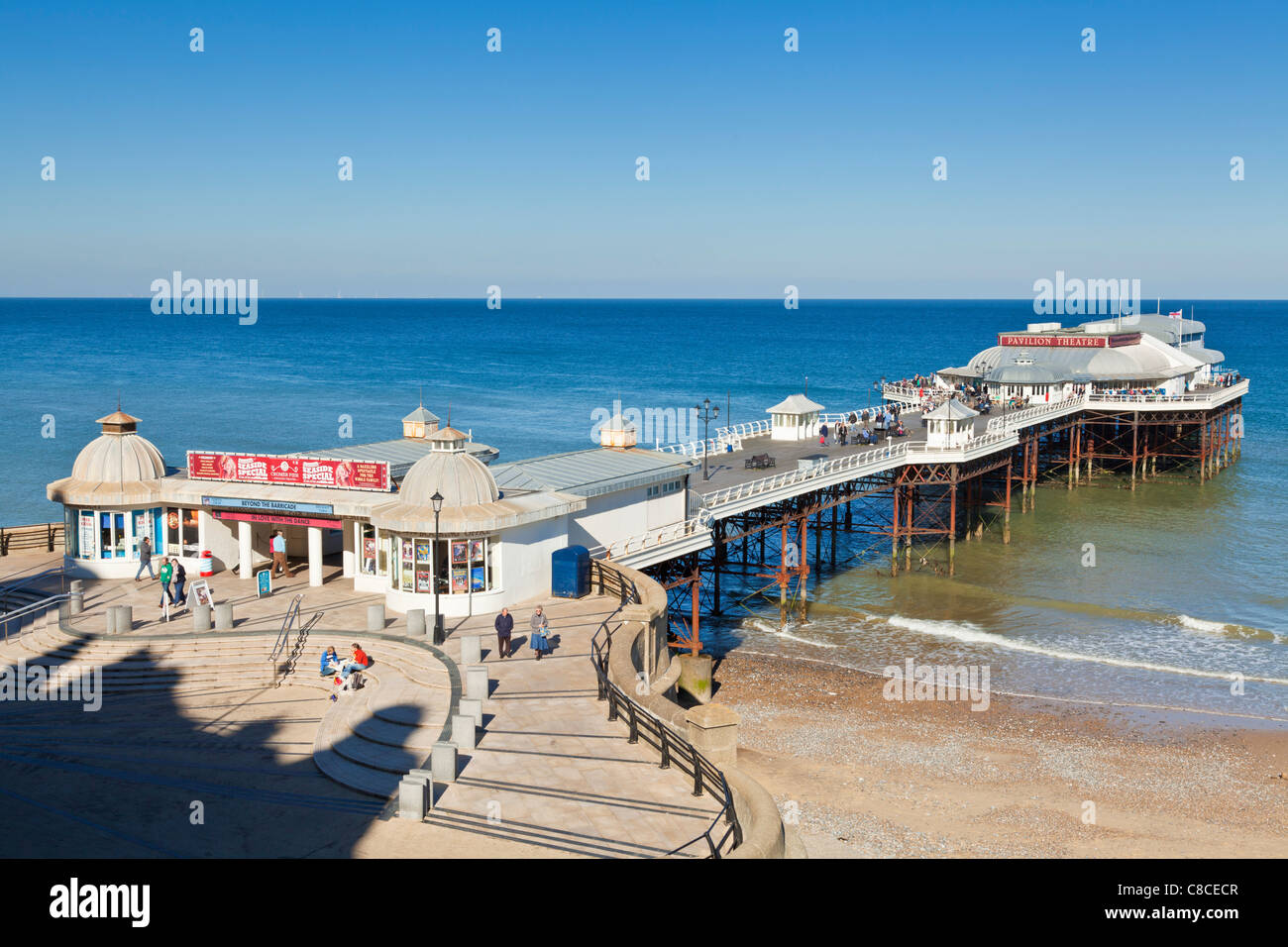 Pier e Cromer Beach Norfolk East Anglia England Regno Unito GB EU Europe Foto Stock