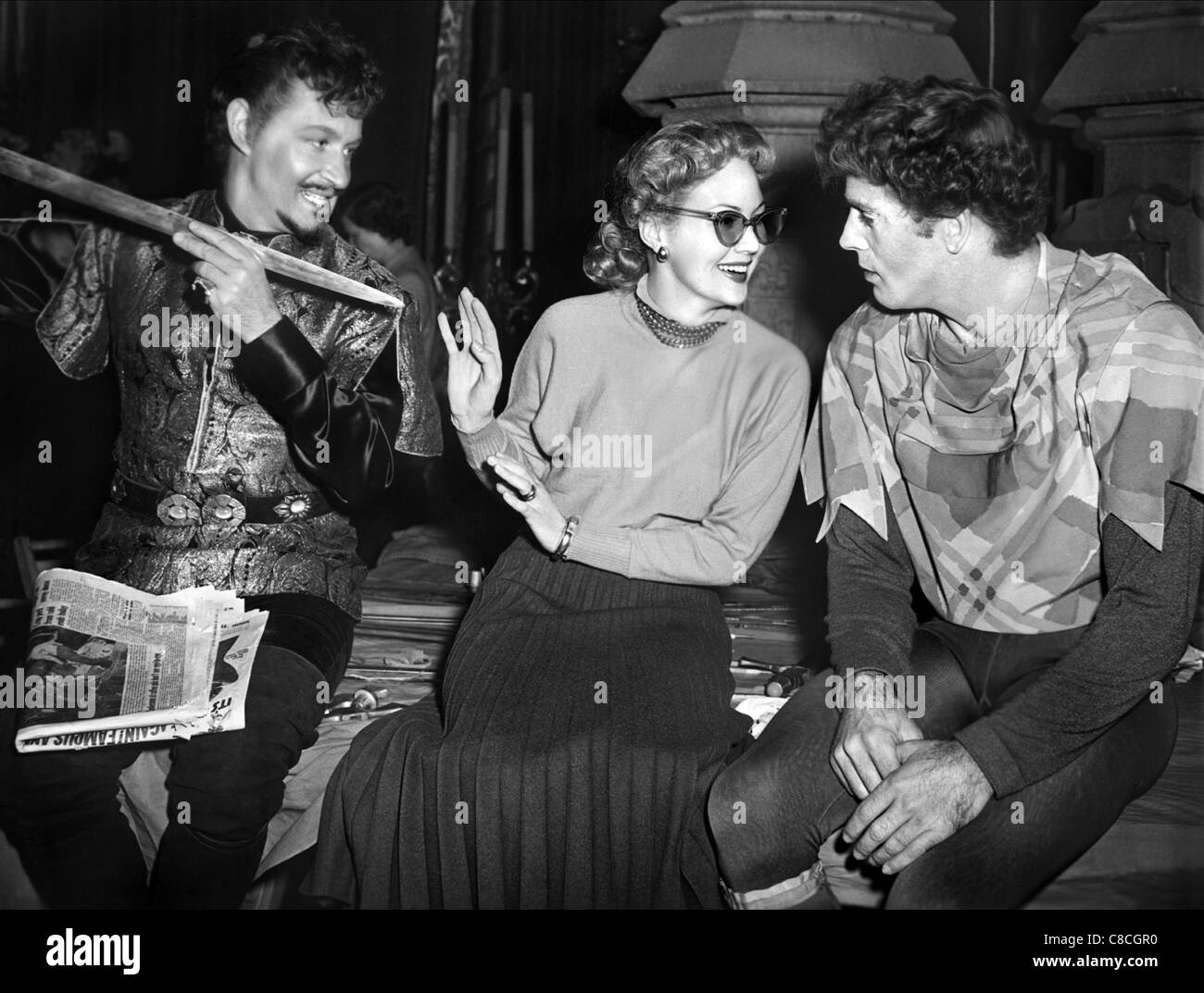 ROBERT DOUGLAS, VIRGINIA MAYO, BURT LANCASTER, la fiamma e la freccia, 1950 Foto Stock