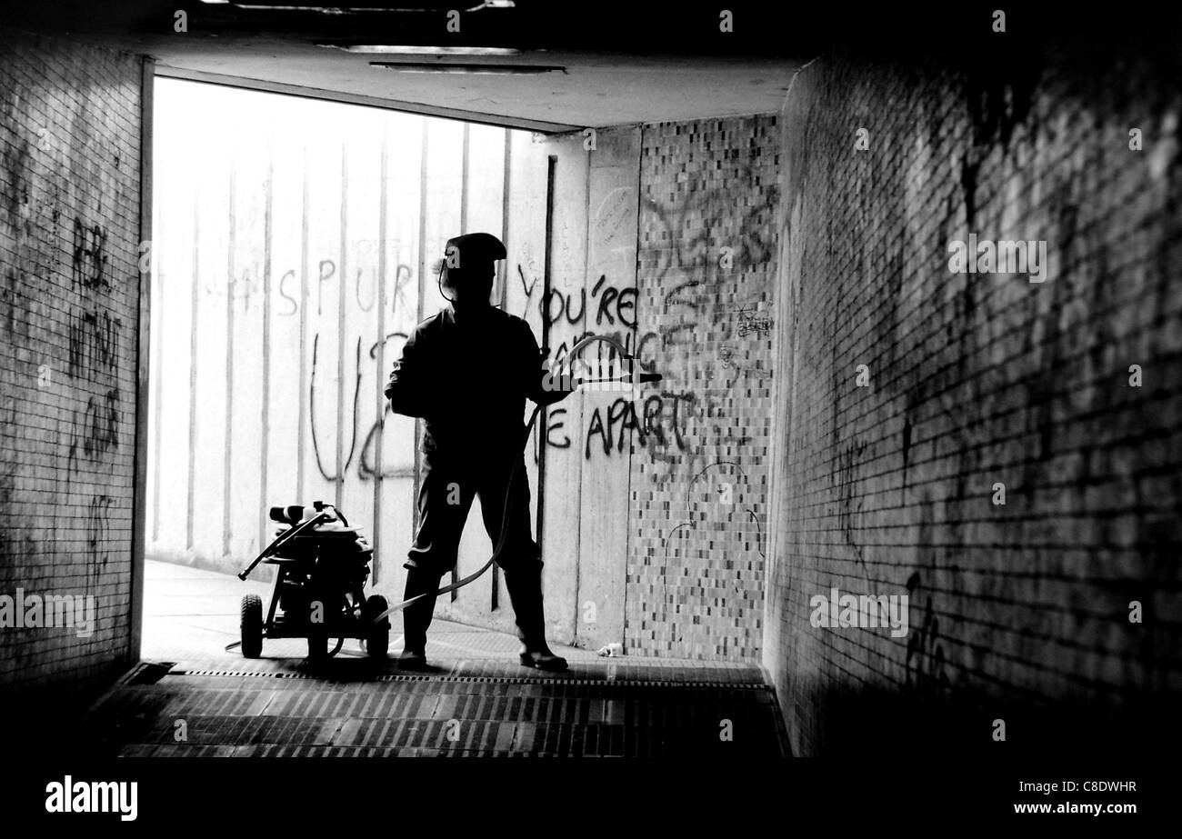 La sabbiatura pistola per rimuovere graffiti utilizzata da Tom Morris nel 1987 Foto Stock