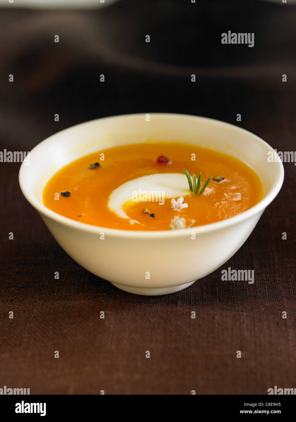 Crema di zuppa di carota Foto Stock