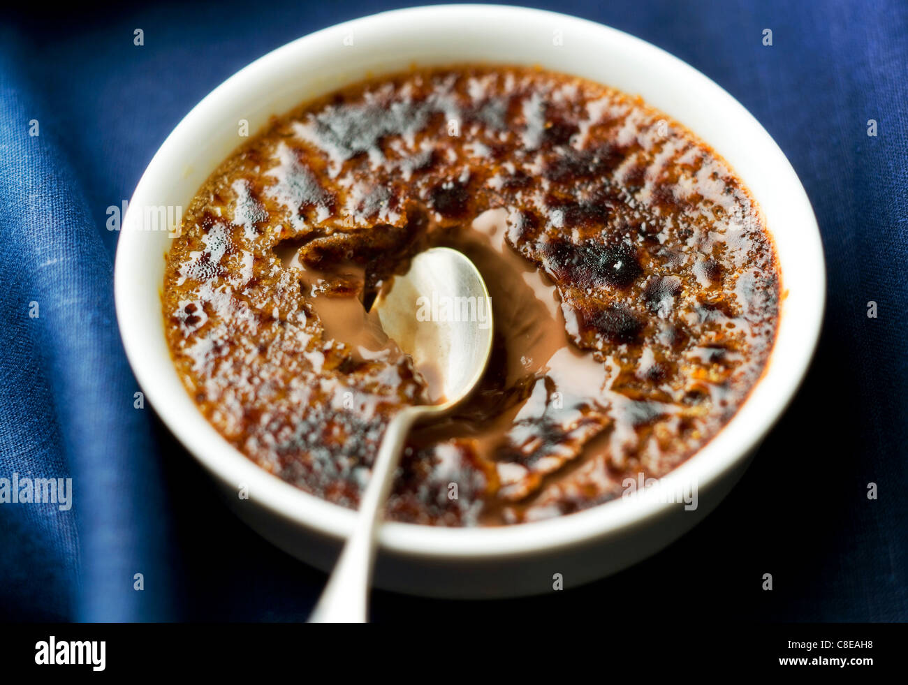 Al cioccolato crème brûlée Foto Stock