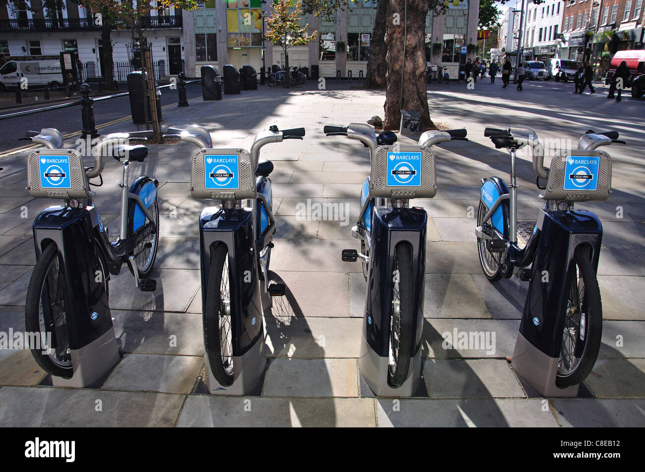 Stazione di noleggio biciclette di Barclay, King's Road, Chelsea, Royal Borough di Kensington e Chelsea, Greater London, Inghilterra, Regno Unito Foto Stock