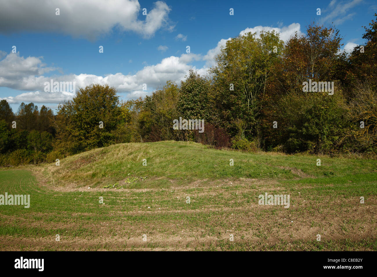 Julliberrie s grave, un Neolitico antico Long Barrow. Foto Stock