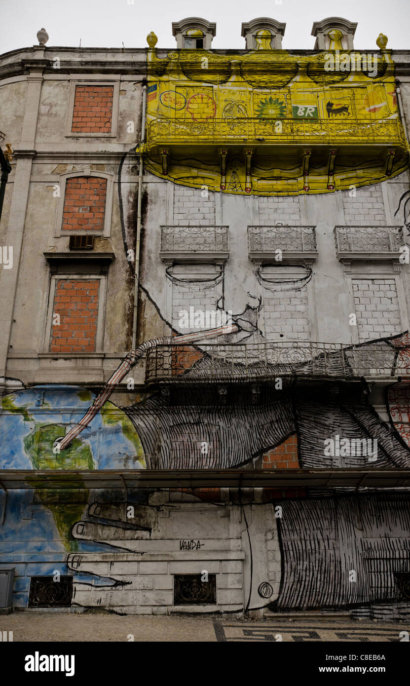 Street Art murales, Lisbona, Portogallo Foto Stock