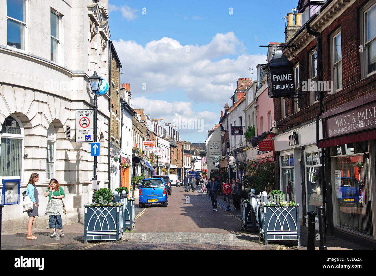 Church Street, Twickenham, London Borough of Richmond upon Thames, London, Greater London, England, Regno Unito Foto Stock