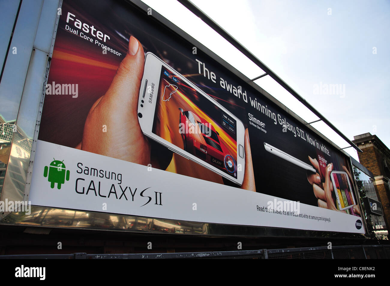 Samsung Galaxy mobile advertising palizzata, Vauxhall, London Borough di Lambeth, London, Greater London, England, Regno Unito Foto Stock