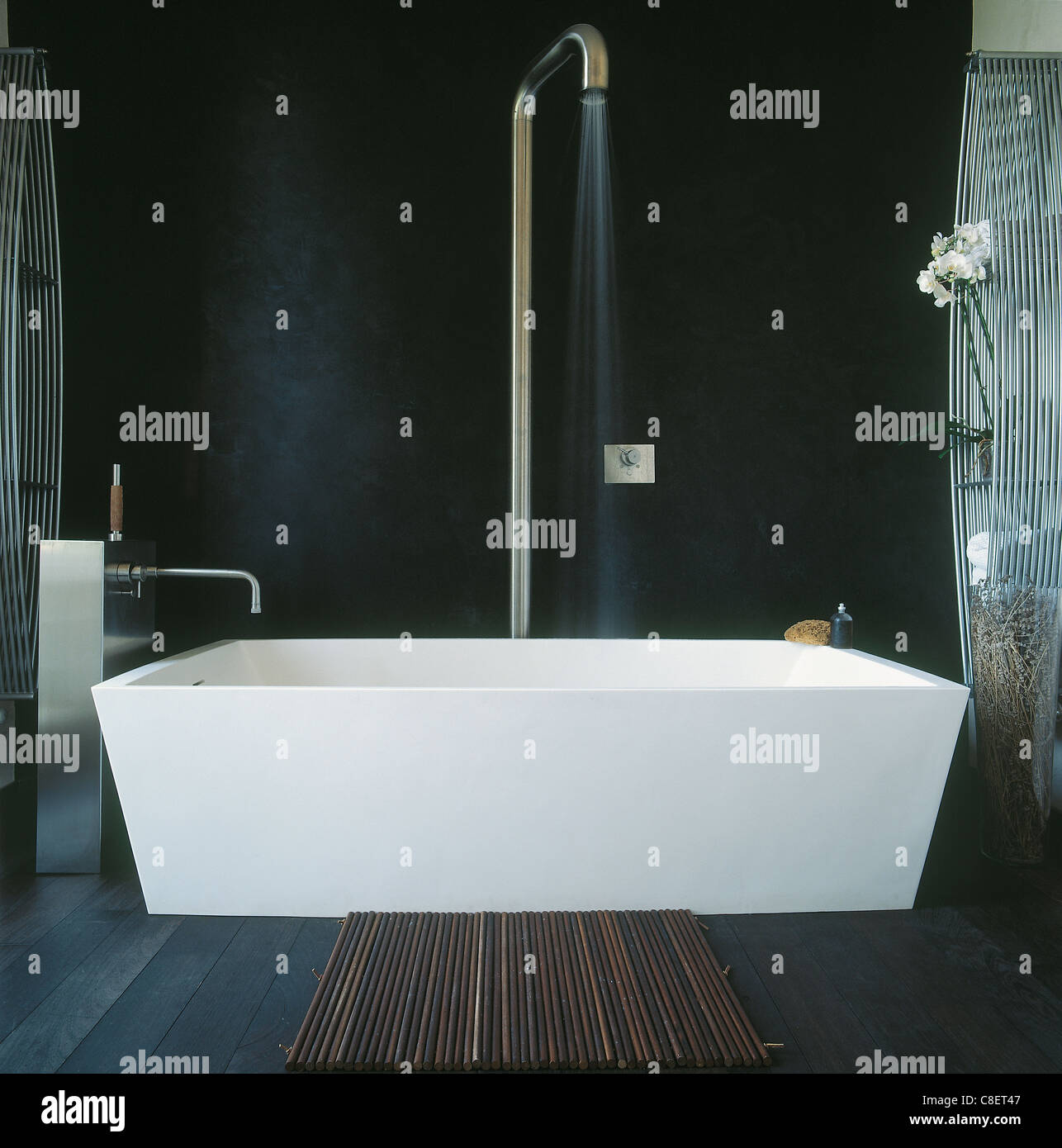 Bagno in una casa italiana con Boffi marca vasca da bagno Foto Stock