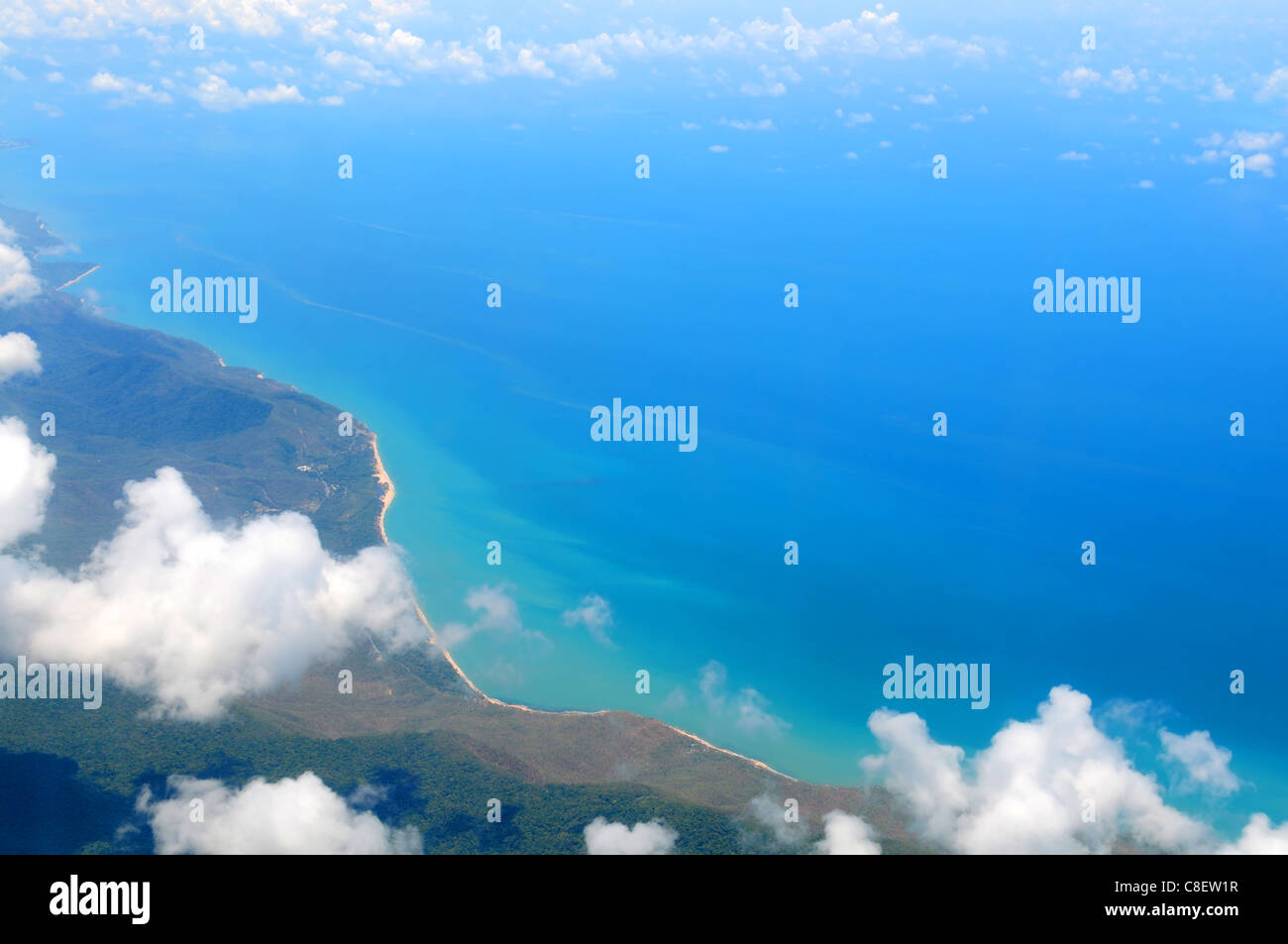 Vista aerea del litorale di Cairns, Australia Foto Stock