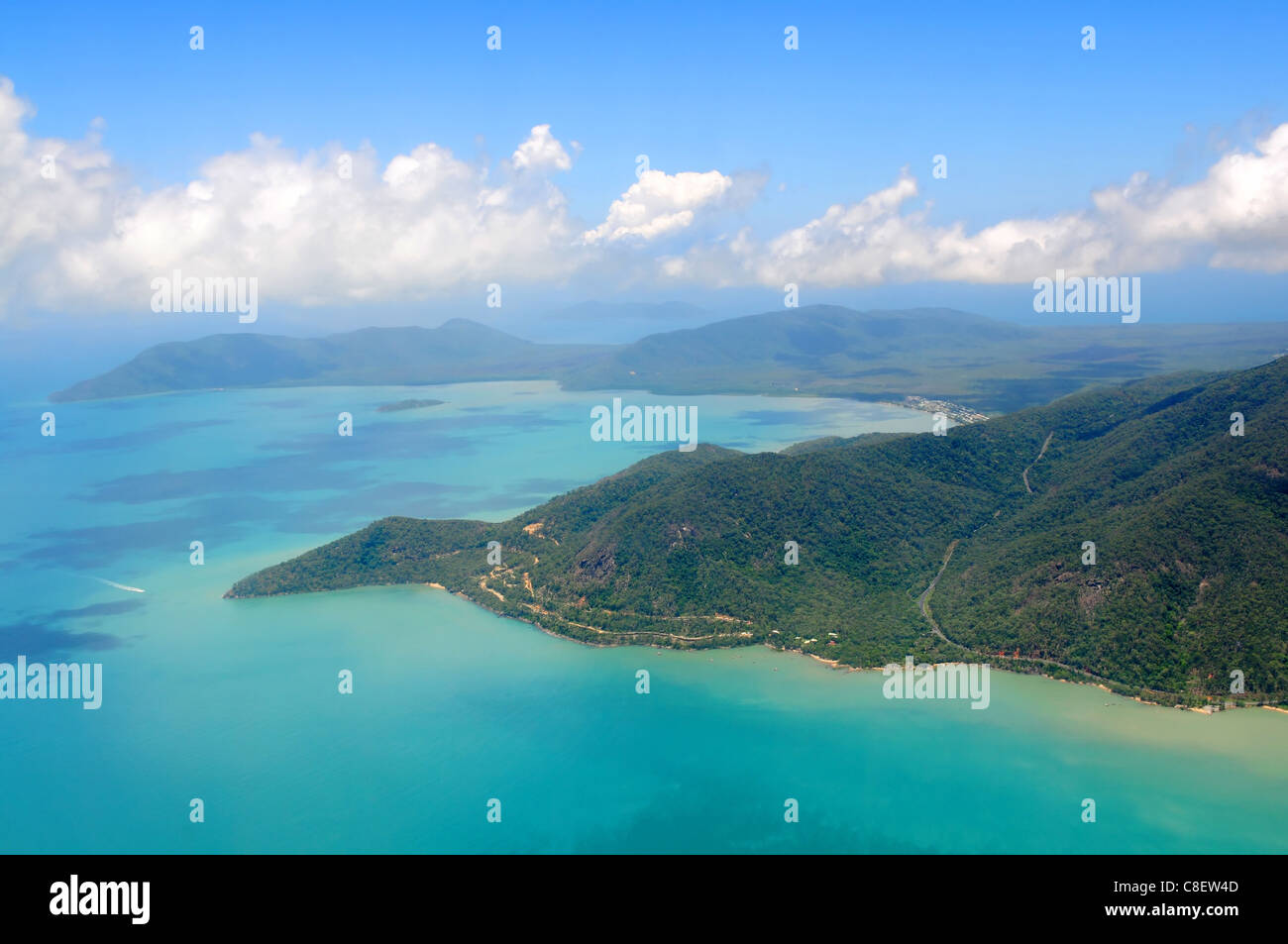 Vista aerea del litorale di Cairns, Australia Foto Stock