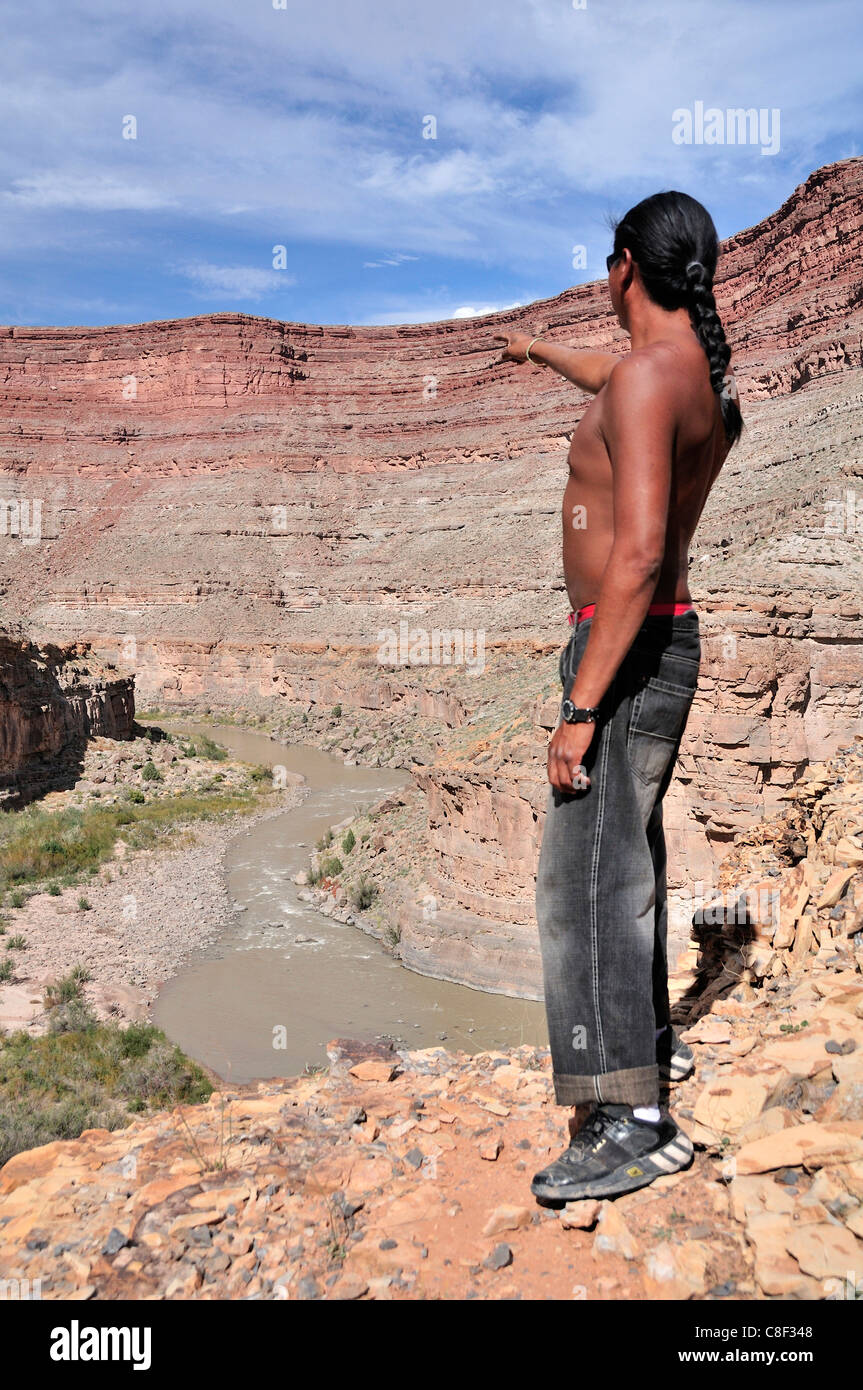 Navajo, guida, Markus Buck, il fiume San Juan, vicino a Bluff, Colorado Plateau, Utah, Stati Uniti d'America, Stati Uniti, America, Foto Stock