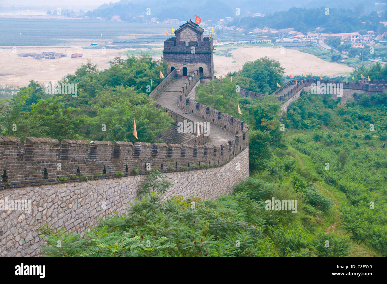 La Grande Muraglia della Cina nei pressi di Dandong, Sito Patrimonio Mondiale dell'UNESCO, al confine con la Corea del Nord, Liaoning, Cina Foto Stock