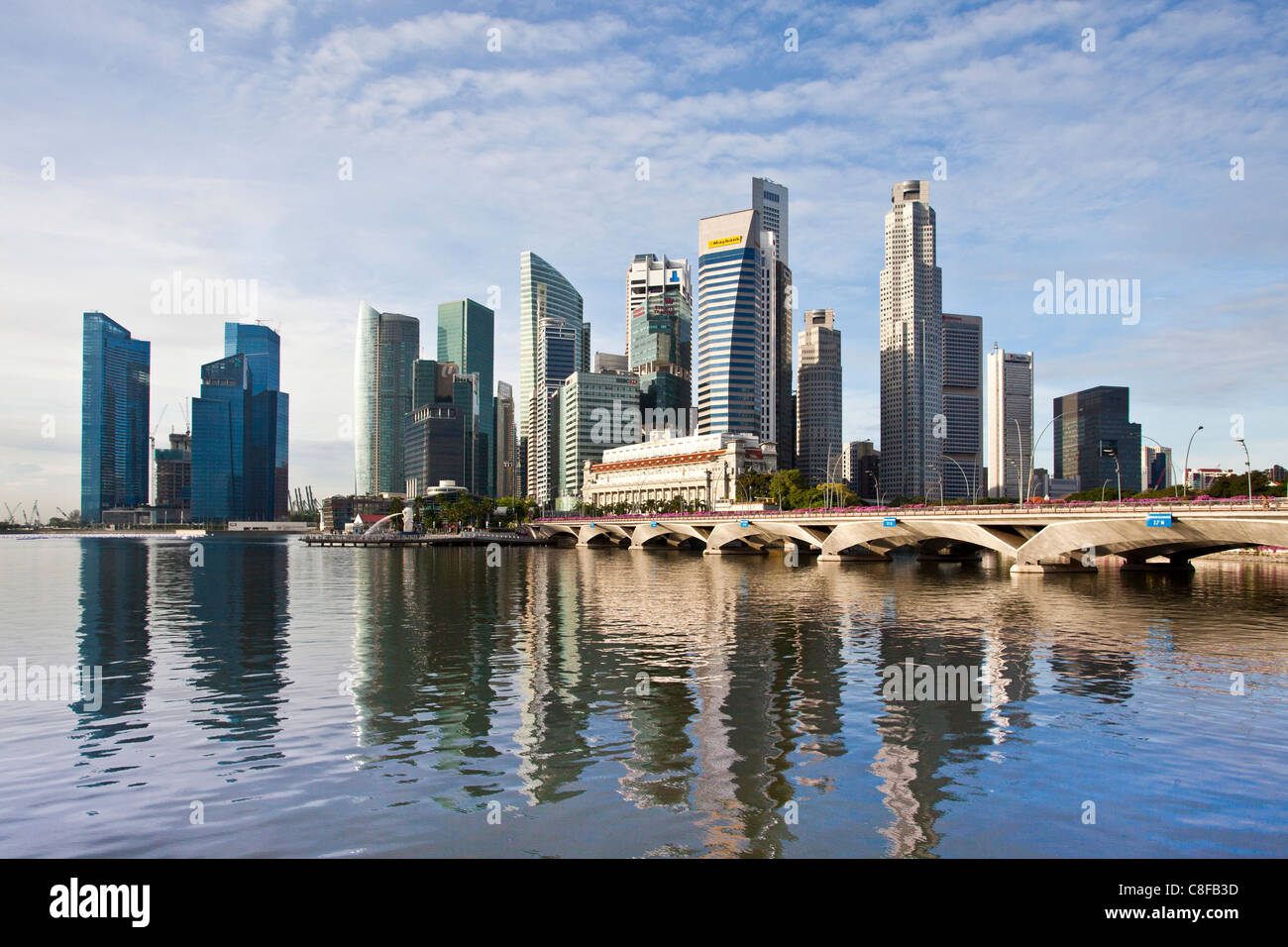 Singapore, Asia, Downtown, Skyline, i blocchi di appartamenti, edifici ad alta, grattacieli, rive, bridge, mare, bay Foto Stock