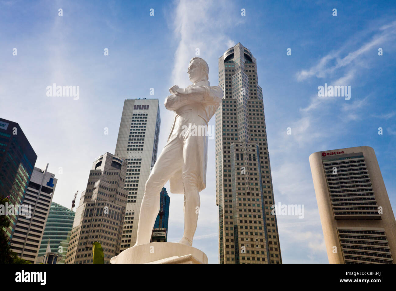 Singapore, Asia, Raffles monumento, monumento, Raffles, condomini, edifici ad alta, grattacieli, centro città, Foto Stock